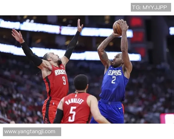 休斯顿火箭队与快船的激烈对决谁将赢得这场西部强强碰撞 休斯顿火箭队与快船的激烈对决谁将赢得这场西部强强碰撞