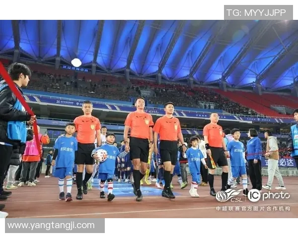 中国足球迎战不丹期待胜利之战全力争取2026世界杯预选赛首场胜利 中国足球迎战不丹期待胜利之战全力争取2026世界杯预选赛首场胜利