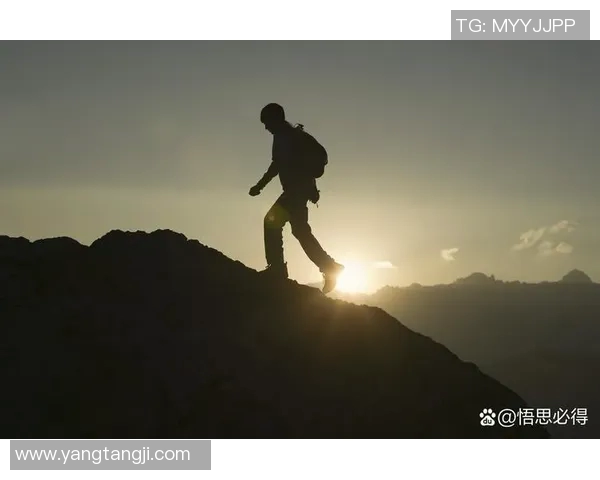 韩硕的成长之路：从平凡到卓越的奋斗故事与人生启示